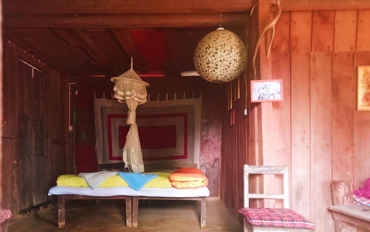 Shanta Ghar A Rustic Guesthouse Chitwan Exterior foto