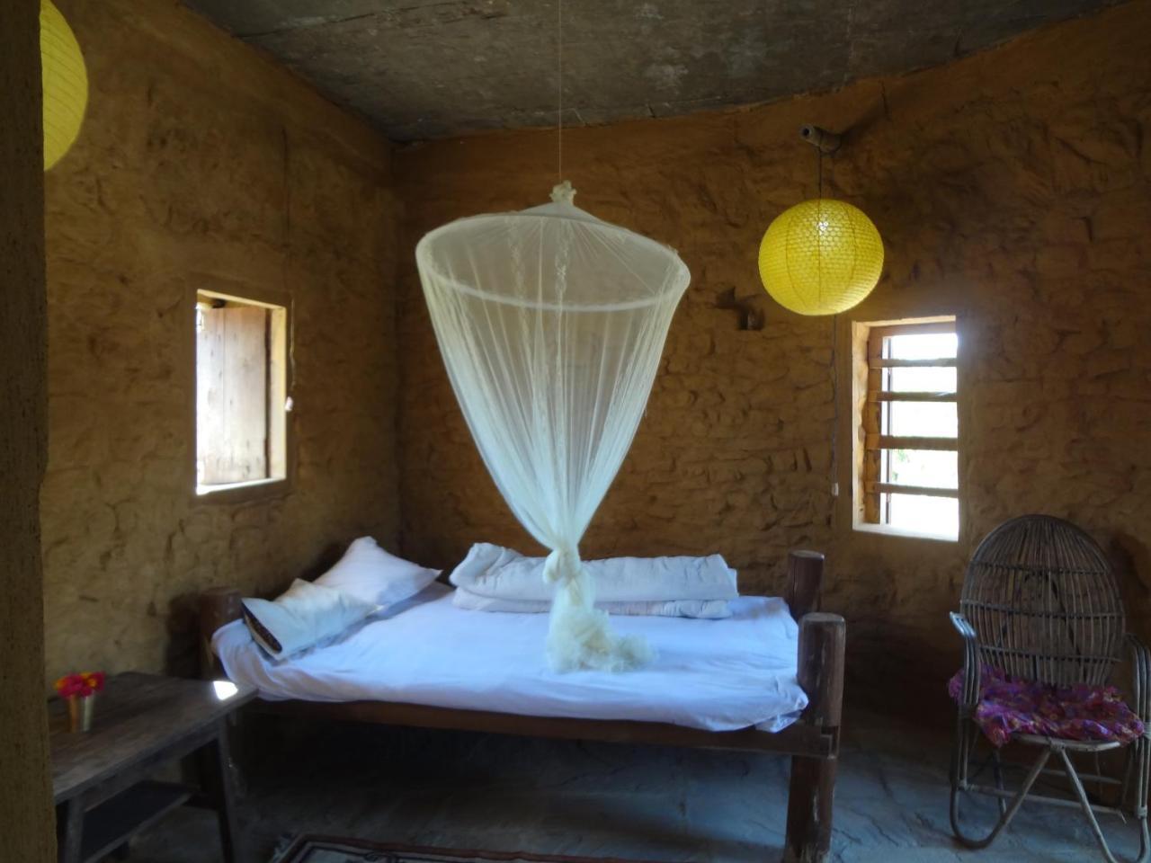 Shanta Ghar A Rustic Guesthouse Chitwan Exterior foto