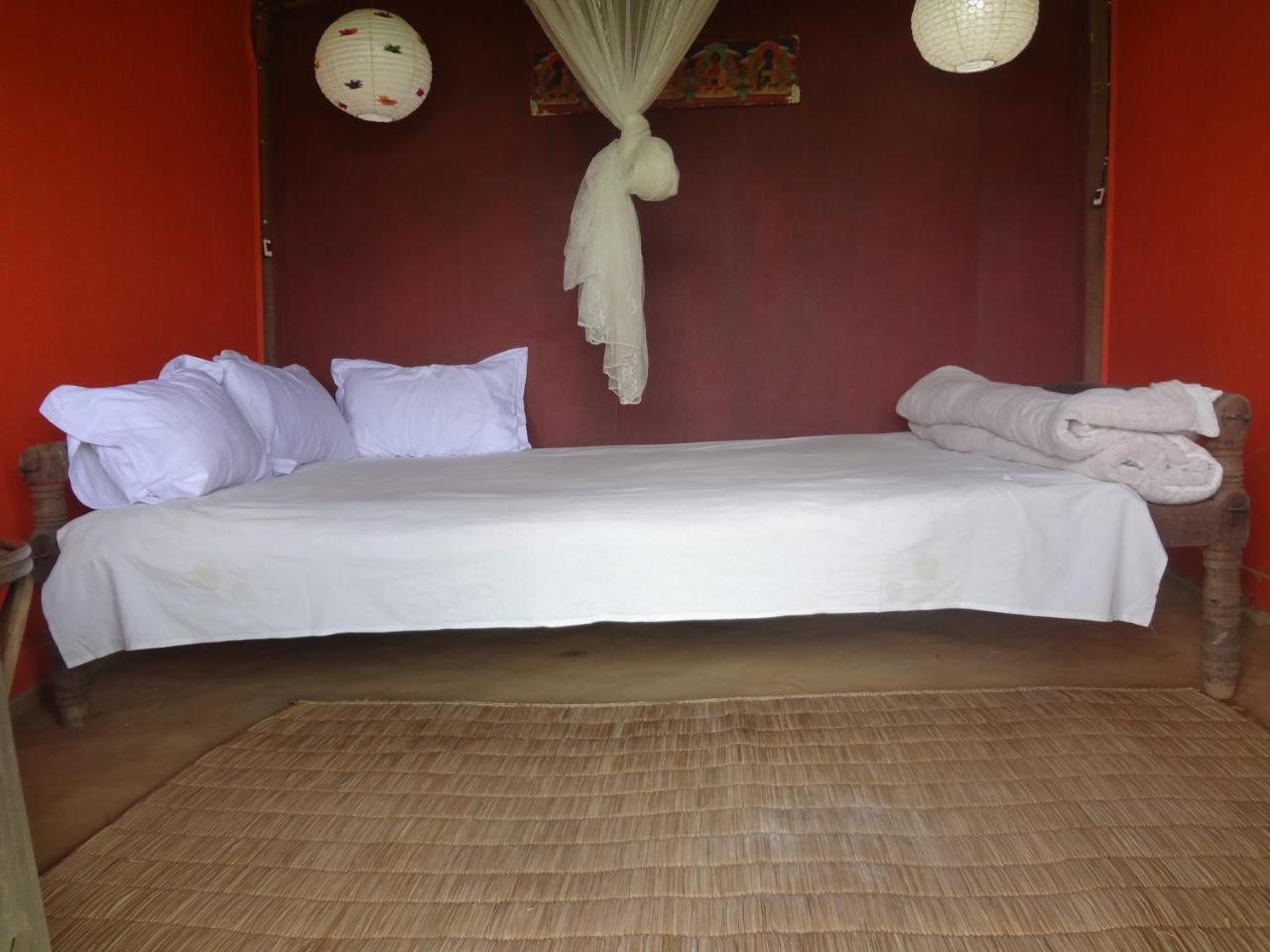 Shanta Ghar A Rustic Guesthouse Chitwan Exterior foto